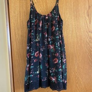 TOBI Black Floral Shift Dress
